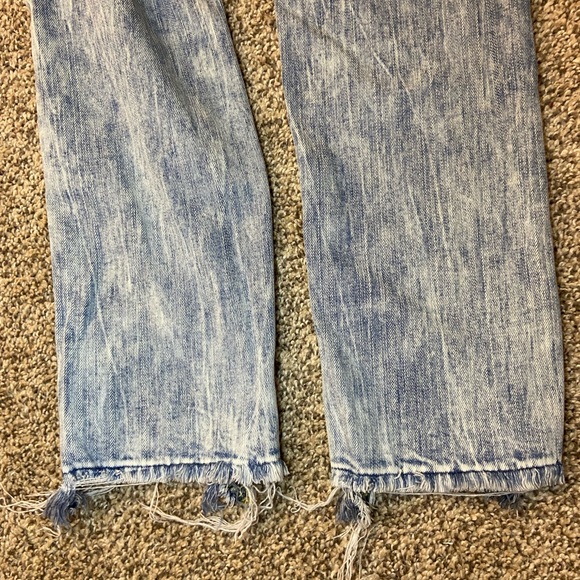 American Eagle skinny distressed jean size 30x30 raw edge light stone wash - Picture 7 of 8